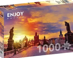 Enjoy : Charles Bridge at Sunset, Prague (1000)
