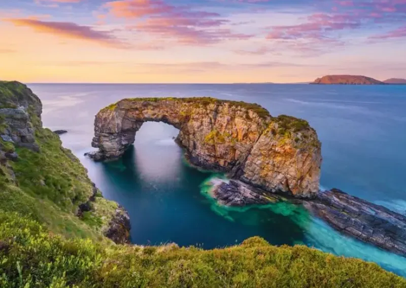 Schmidt : Great Pollet Sea Arch, Ireland (1000)